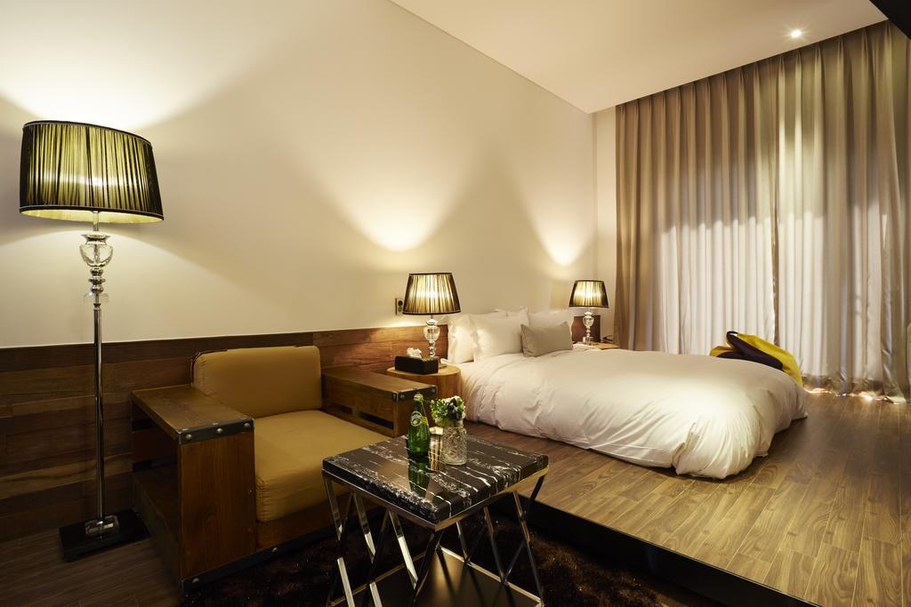 Chungbuk Inno City Namoo Hotel Eumseong 部屋 写真