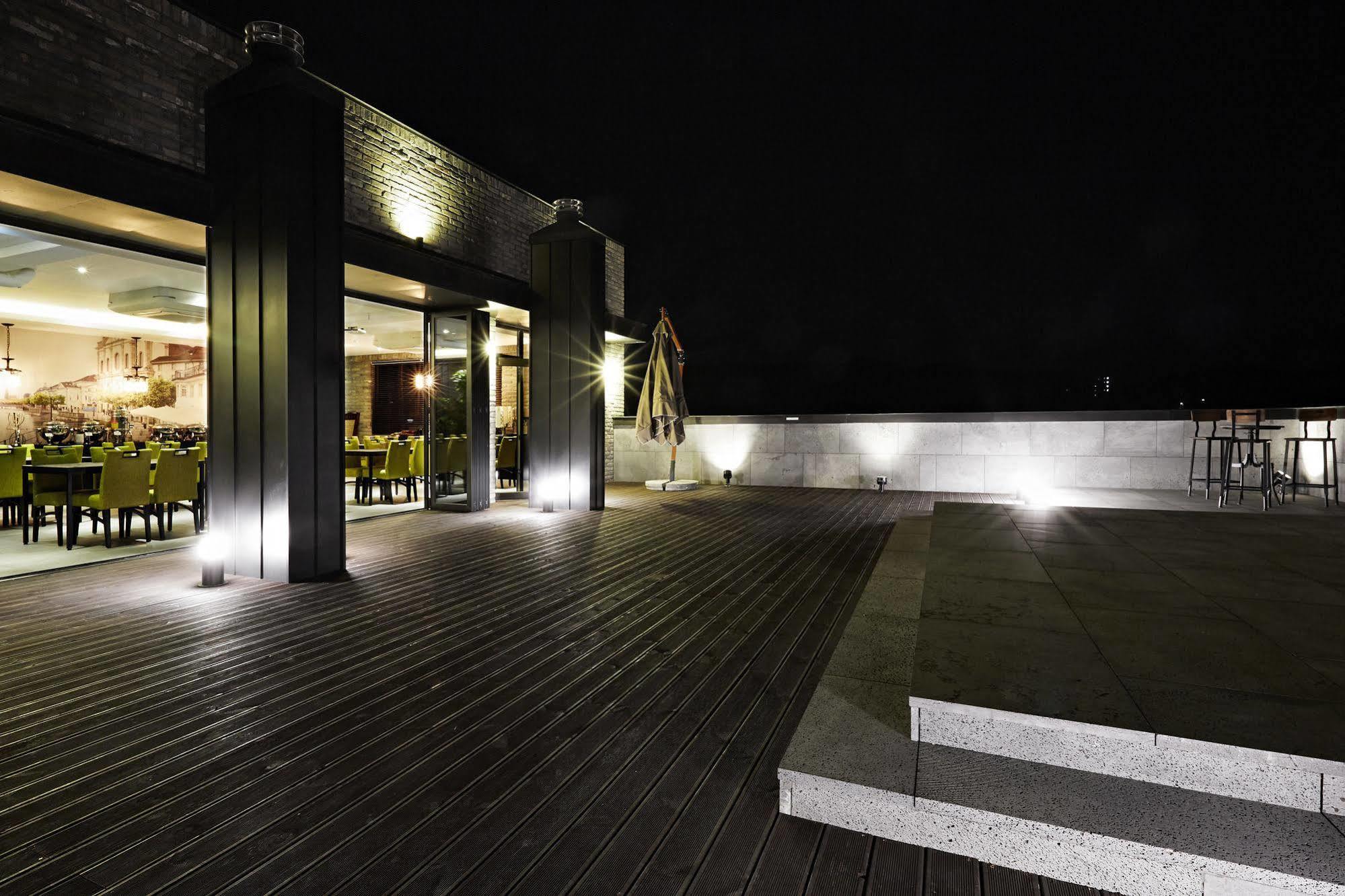 Chungbuk Inno City Namoo Hotel Eumseong エクステリア 写真