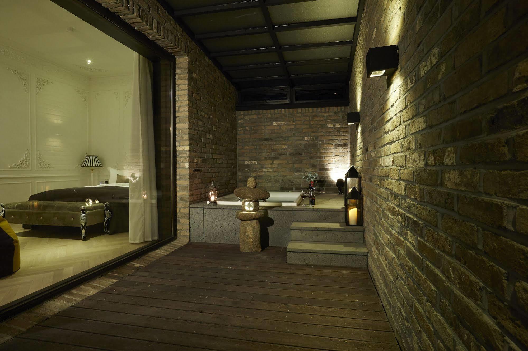 Chungbuk Inno City Namoo Hotel Eumseong エクステリア 写真